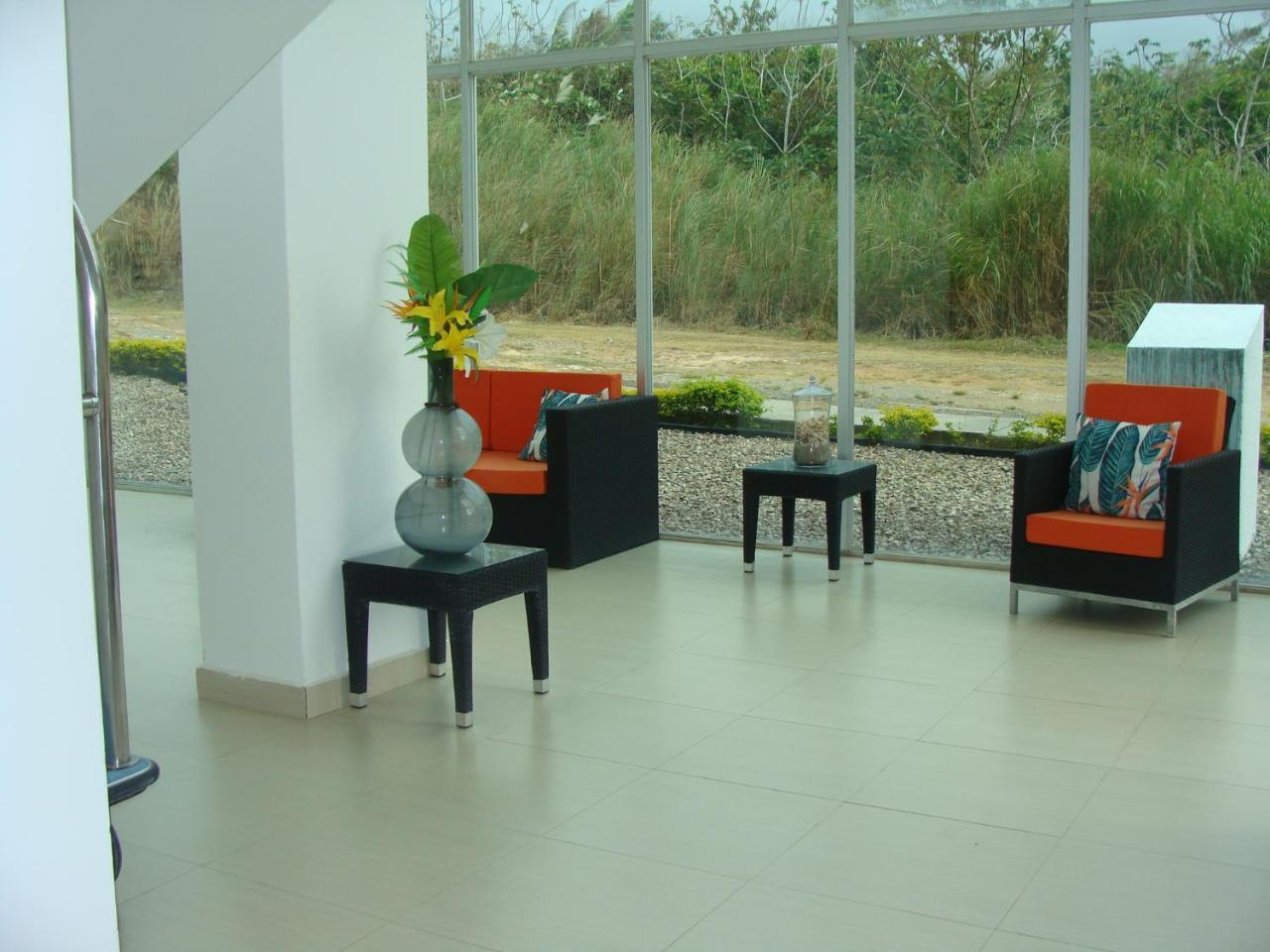 Apartamento En Balabeach Maria Chiquita In Front Of The Beach 2Hab Colón Kültér fotó