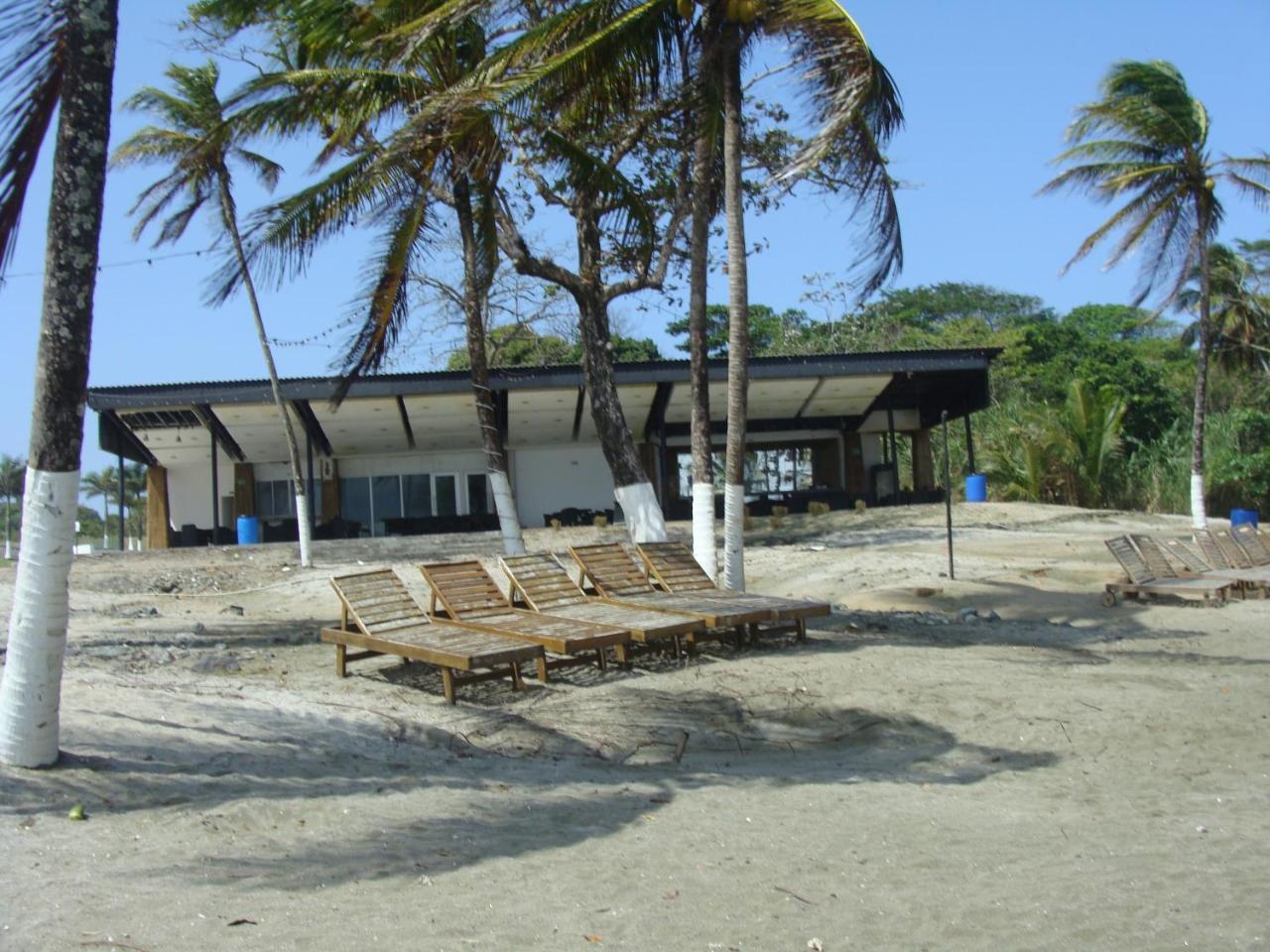 Apartamento En Balabeach Maria Chiquita In Front Of The Beach 2Hab Colón Kültér fotó