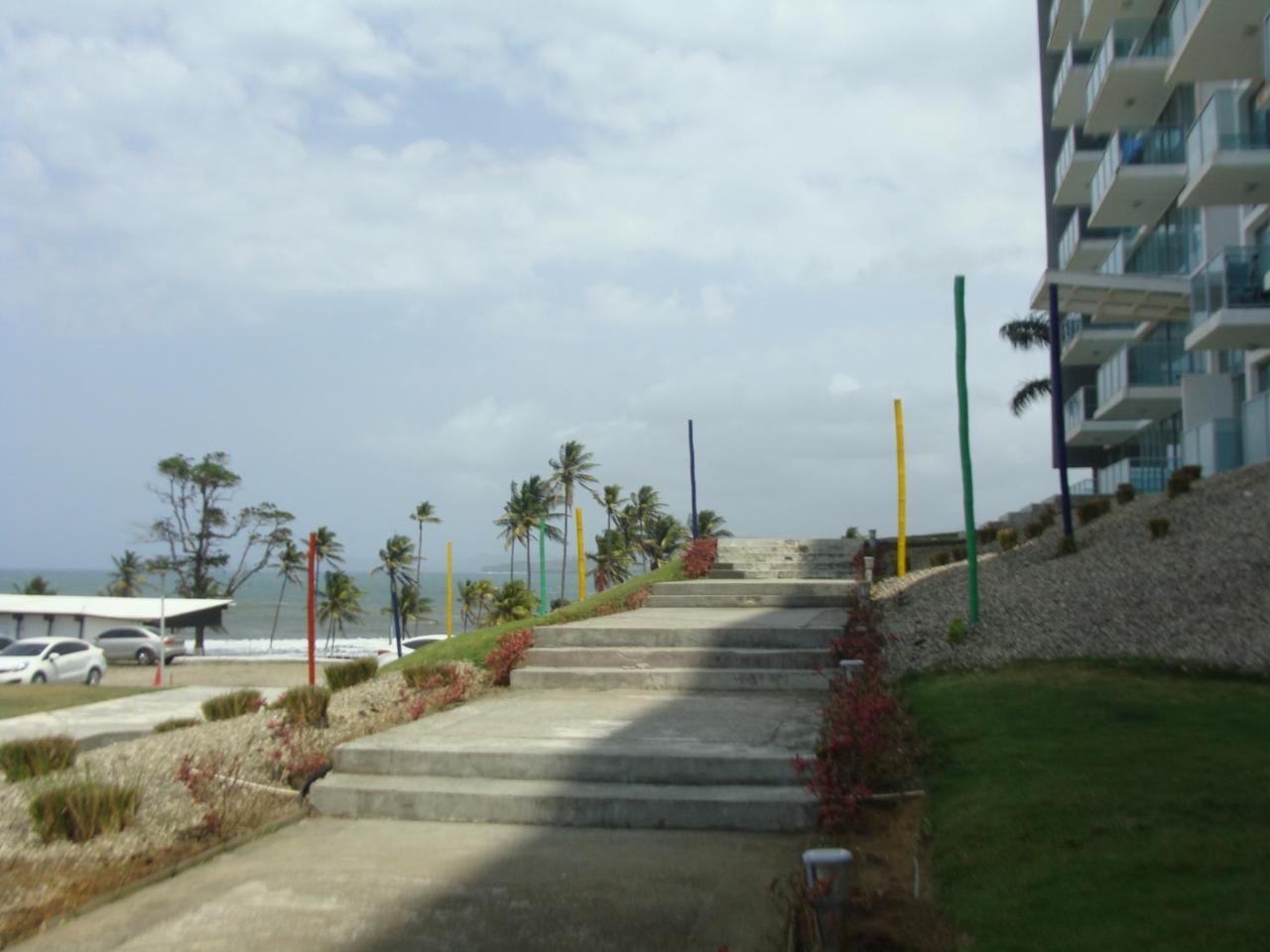 Apartamento En Balabeach Maria Chiquita In Front Of The Beach 2Hab Colón Kültér fotó